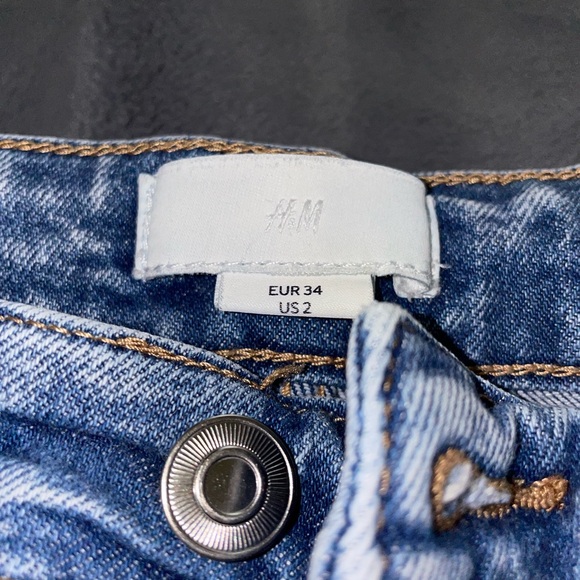 H&M High Rise Skinny Jeans - Picture 2 of 3